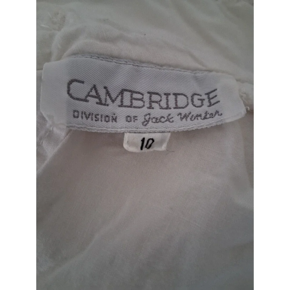 N/A this white